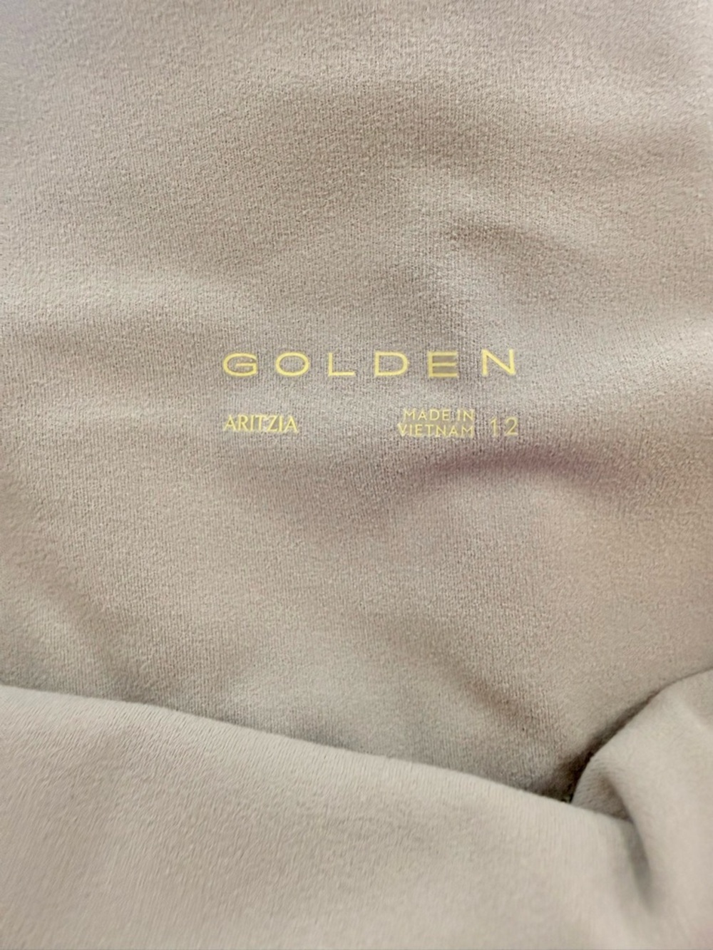 Aritzia Butter Soft Cheeky Hi-Rise 3" Short | Turner Taupe - Picture 6 of 7